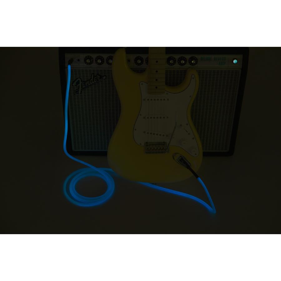 Fender Professional Glow in the Dark Cable Blue 6 Mt