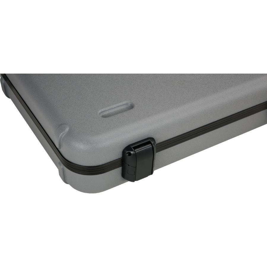 FENDER Deluxe Molded Strat/Tele Case Silver/Blue