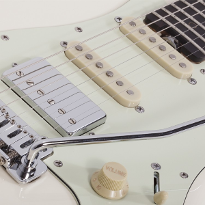 SCHECTER NICK JOHNSTON TRADITIONAL-HSS-ASNOW