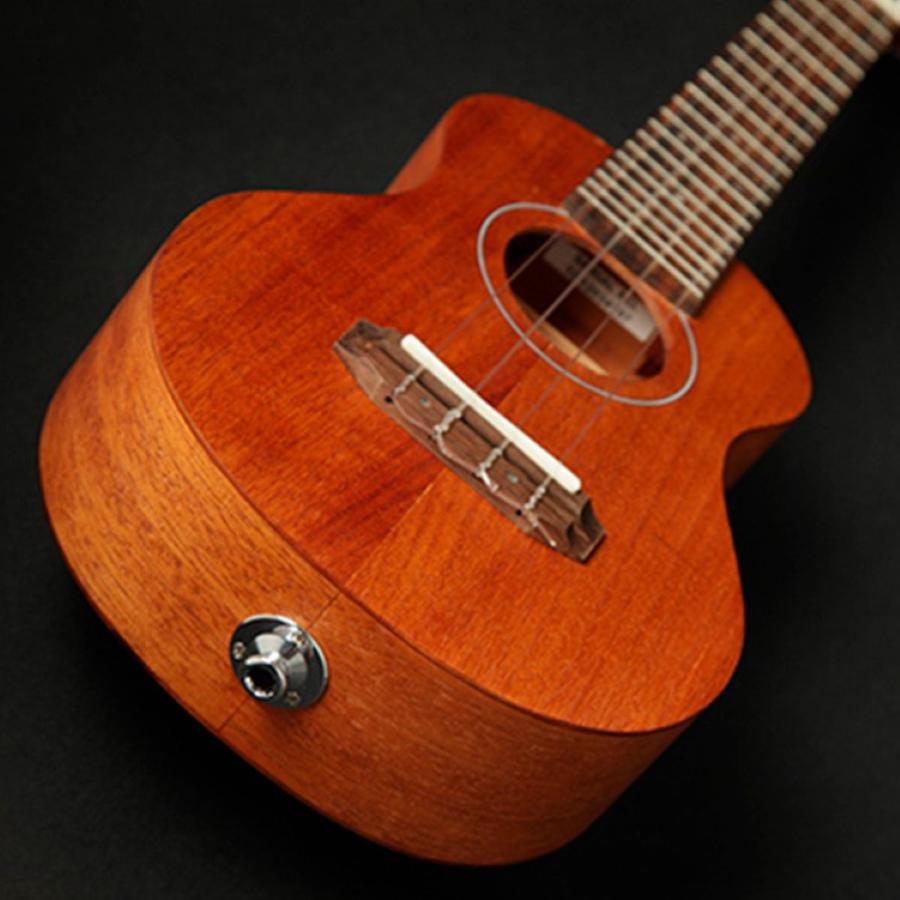 TAKAMINE EGU-S1 Ukulele soprano elettrificato