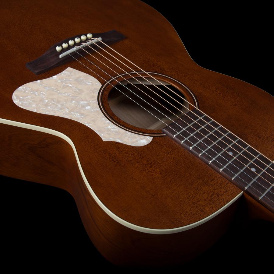 ART AND LUTHERIE Chitarra Acustica Legacy Havana Brown