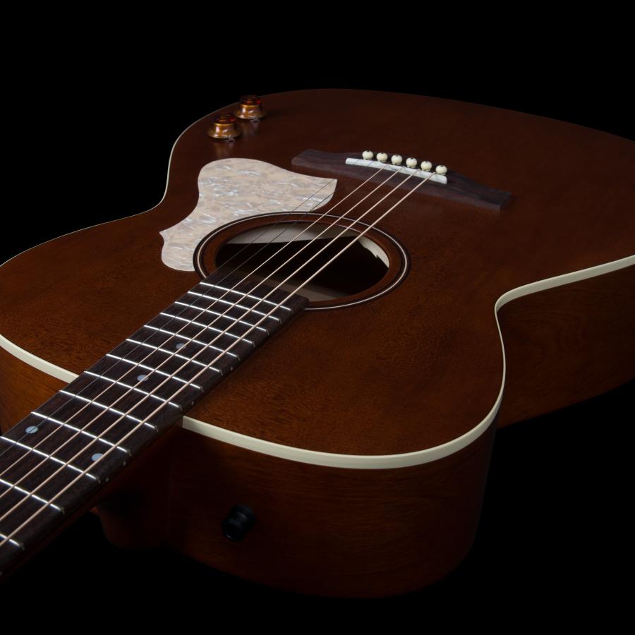 ART AND LUTHERIE Chitarra Acustica Legacy Havana Brown