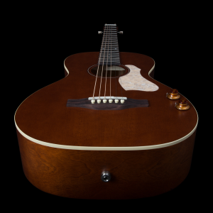 ART AND LUTHERIE Chitarra Acustica Roadhouse Havana Brown